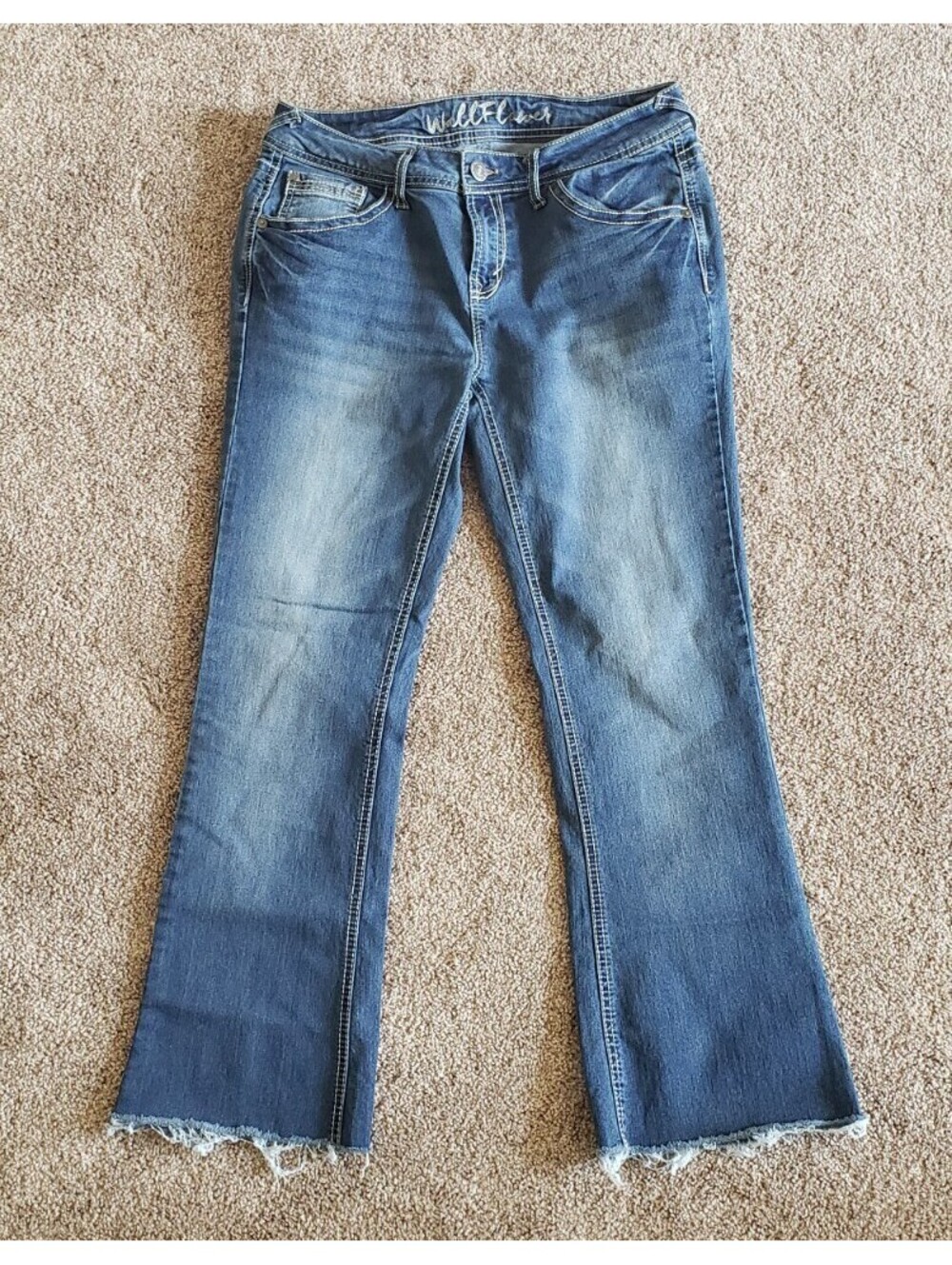 Wallflower Bootcut Jeans Women 11S Denim Stretch Rough Hem Embroidered Pocket